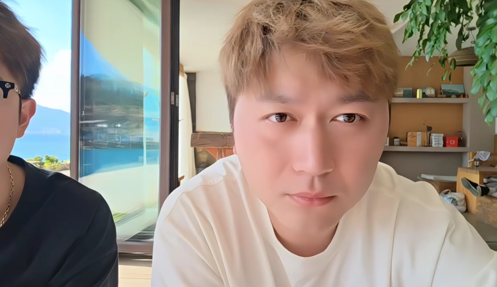 1995没有节目、没有好车、没有内容！小酷怒怼带节奏弹幕！别待在这了！(图3)