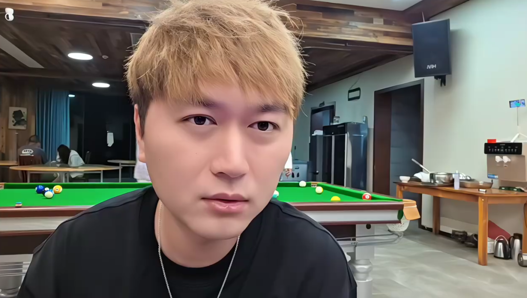 原798女主播加入1995！童锦程回应望慧慧！小酷给童锦程后刷宝图！(图1)