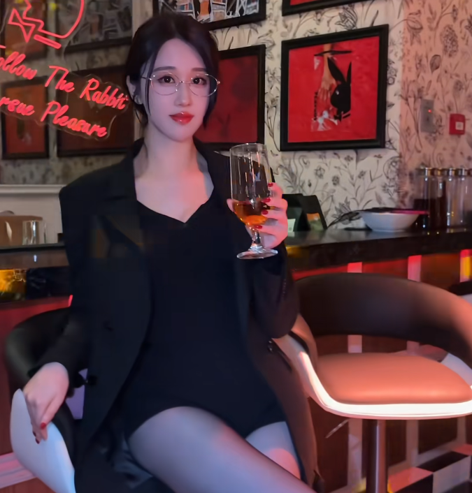 有视频流出是不可能的!轩子巨2兔强硬回怼谣言,100%是AI换脸(图6)
