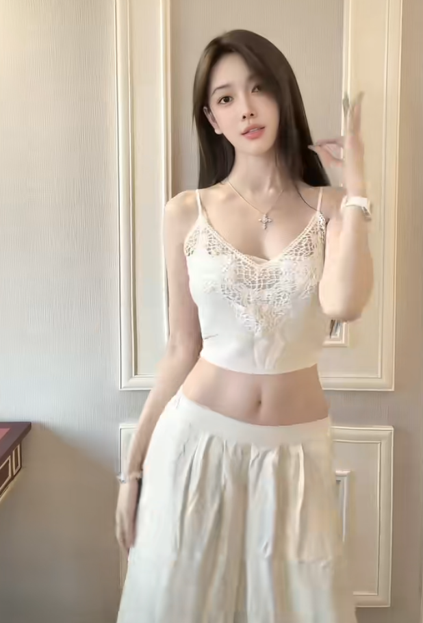 没玩够,芮甜甜罕见发跳舞视频,韩安自曝杭州豪宅450平,回怼黑粉生不出孩子言论(图6)