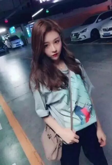 偷税632万风波后,温婉用近百个账号“复活”?高仿大牌销售百万(图1)